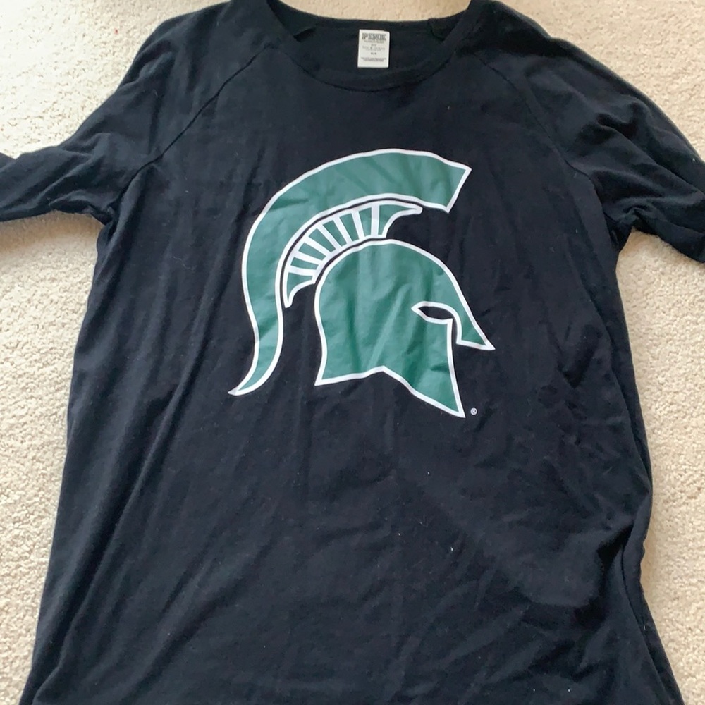 Women’s Black MSU long-sleeve shirt